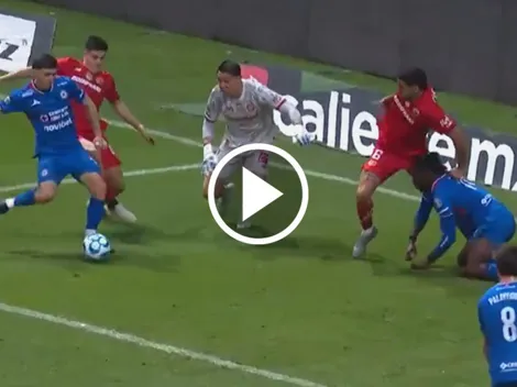 El gol de Paradela por amor propio contra Toluca