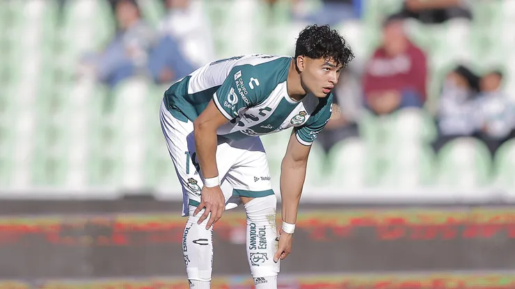 Cruz Azul sigue buscando a contrarreloj la contratación de un delantero para reforzar el ataque del equipo.
