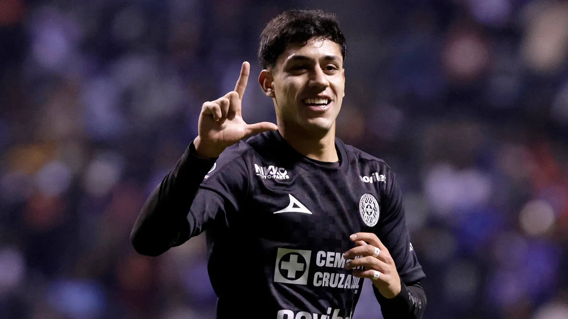 El jugador se muestra molesto en el sector derecho.