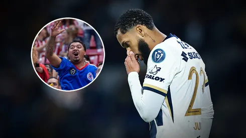 La afición de Cruz Azul no dejó pasar la eliminación de Pumas en Concachampions.
