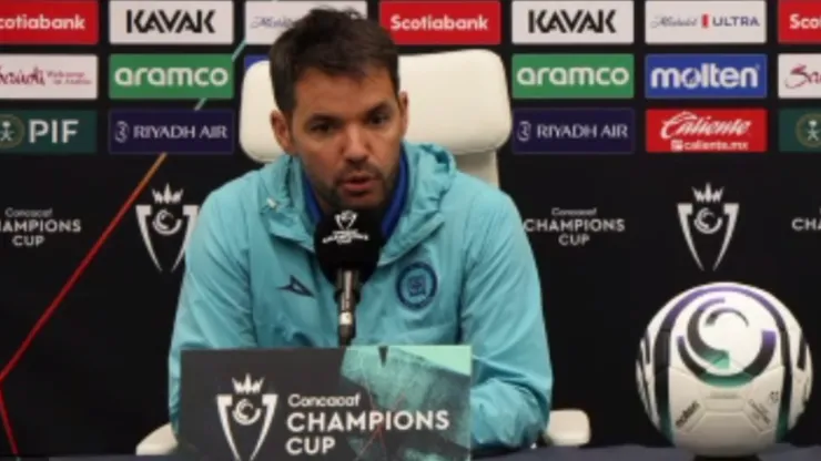Nicolás Larcamón habló en la previa del Cruz Azul vs. Vancouver de la Concachampions y explicó la situación de Nicolás Ibañez.