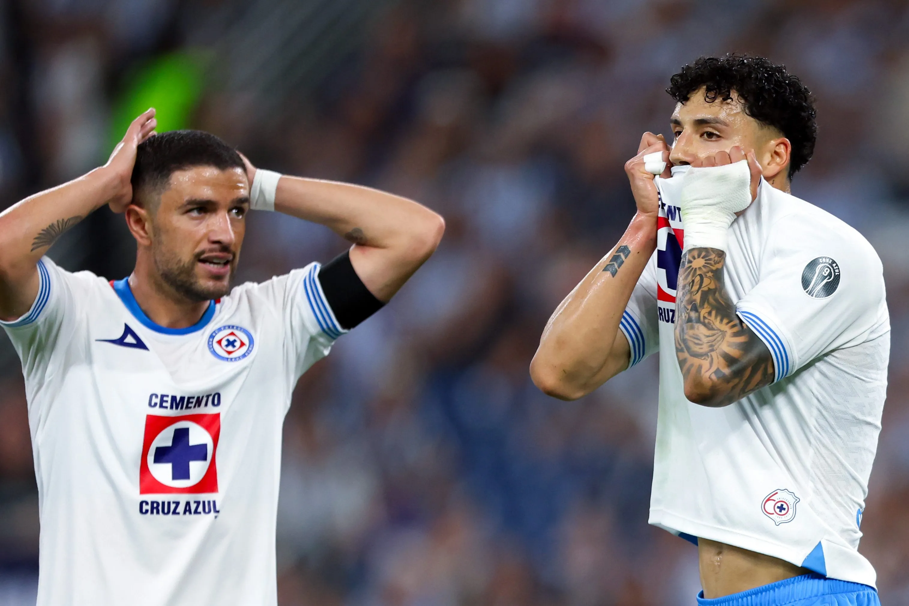 Rivero y Sánchez, dos bajas en el mismo sector y sin reemplazo. (Imago 7)