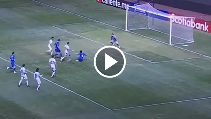Luka Romero puso el primero de Cruz Azul al minuto 36 de la primera parte y estira la ventaja en la eliminatoria a 4-0.