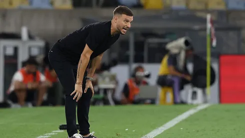 Martin Anselmi encadenó su segunda derrota consecutiva con el Botafogo y empezó con el abanico de excusas: esta vez señaló a sus propios directivos.