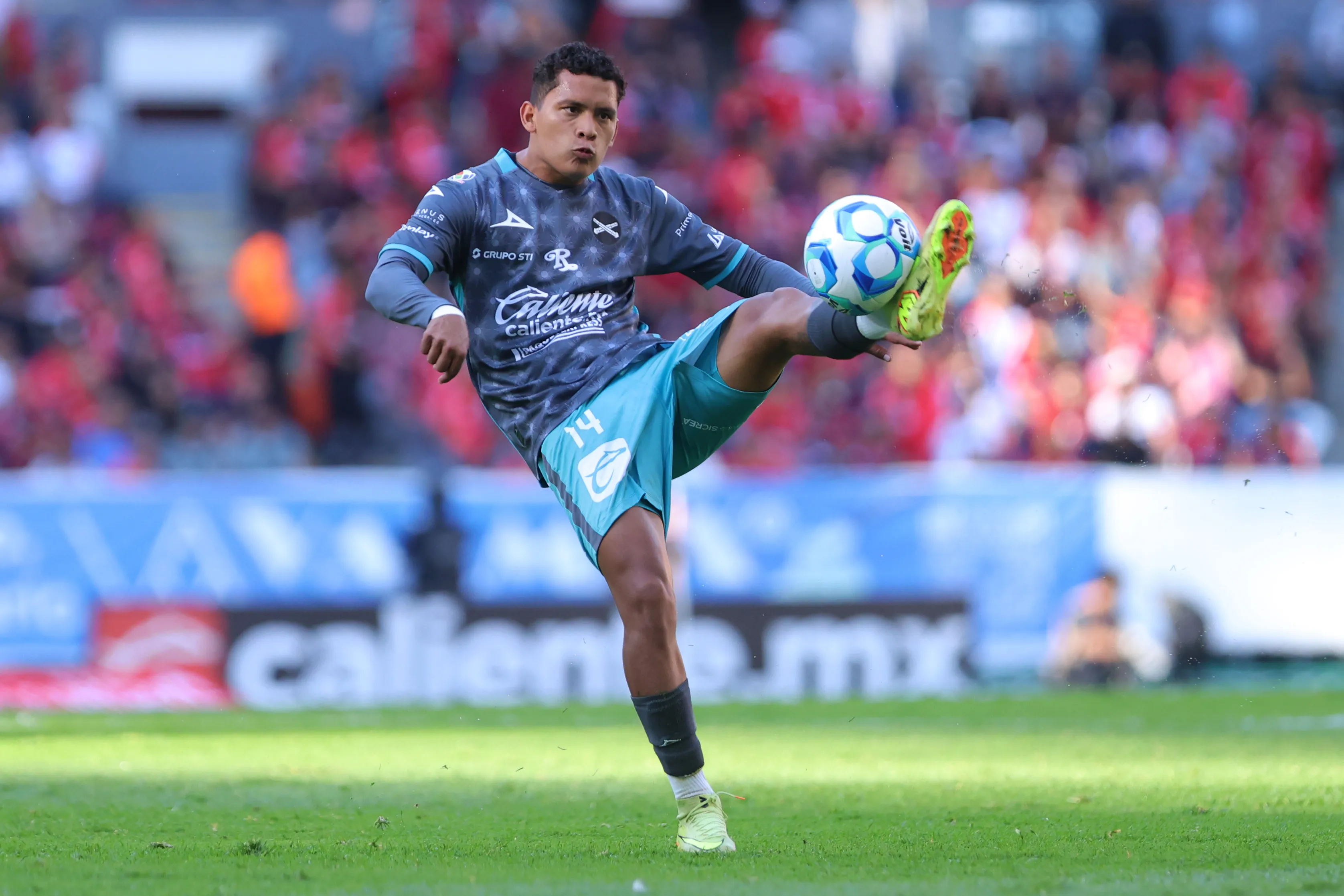 Todavía le pertenece a Cruz Azul y piden su regreso al club (Imago 7)