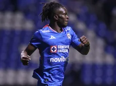 Christian Ebere revela quiénes lo convencieron de fichar por Cruz Azul