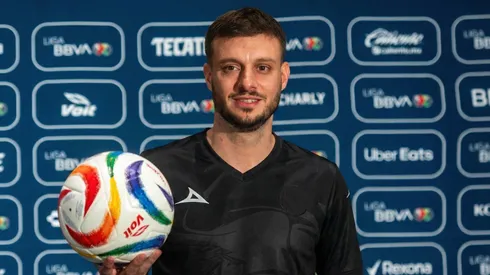 Martín Anselmi entrenó con balones de voleibol en Botafogo