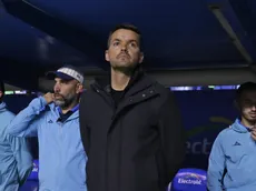 Larcamón envió un mensaje al Vasco Aguirre tras ganar a Chivas