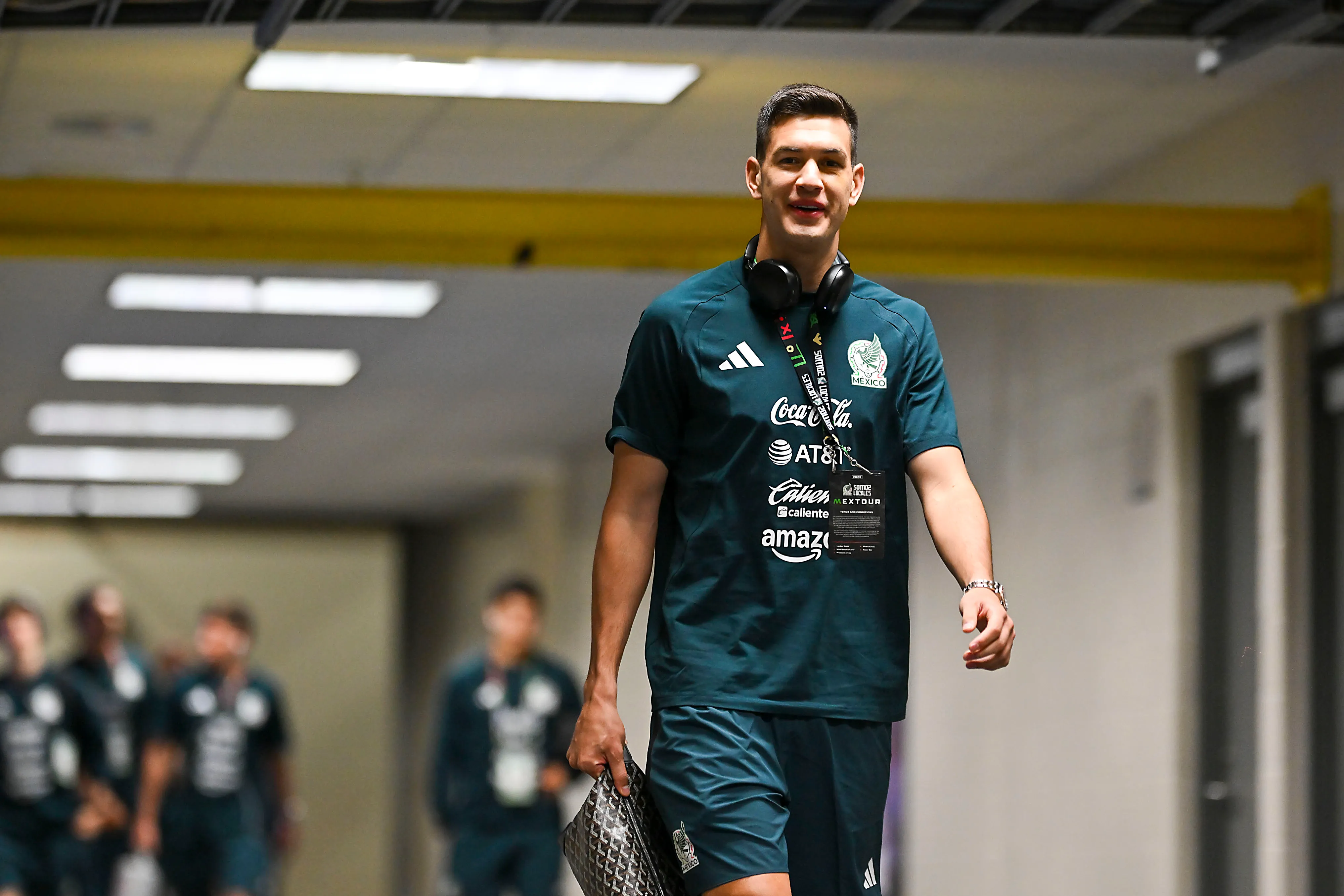 Cesar Montes sería el gran objetivo de Cruz Azul para el mercado de verano (Imago 7)