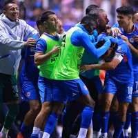 ¿A quién abrazó Charly Rodríguez tras anotarle a Chivas?