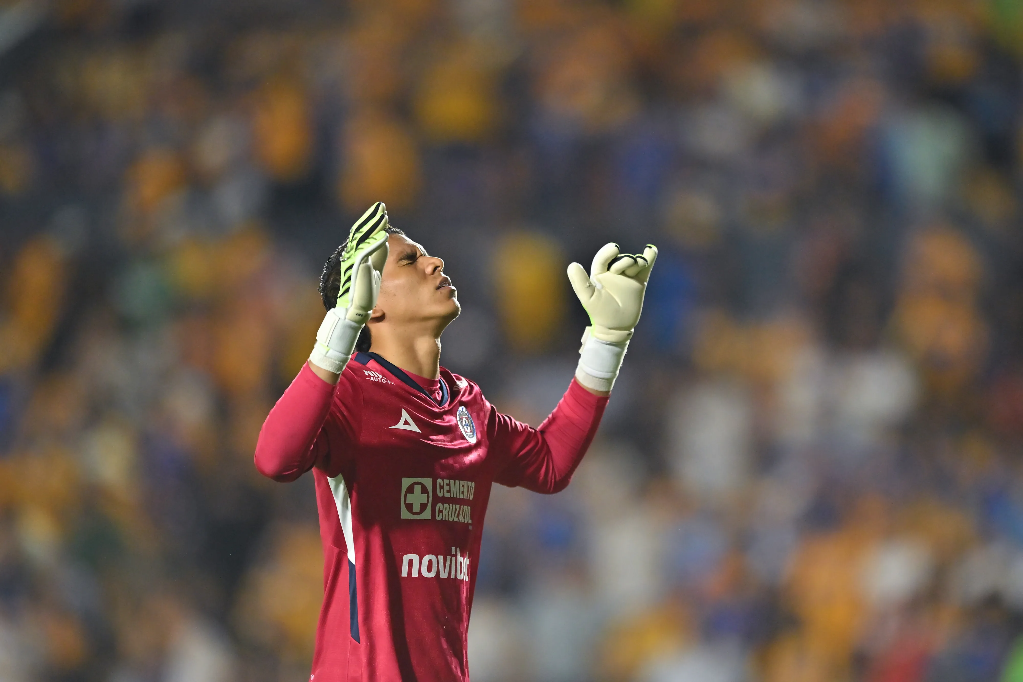 La razón por la que Kevin Mier aceleró su regreso en Cruz Azul (Getty Images)