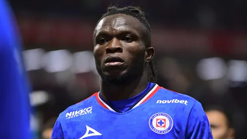 Christian Ebere tiene una contención cercana dentro de Cruz Azul.