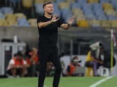 Botafogo avanza de ronda pero piden la salida de Anselmi