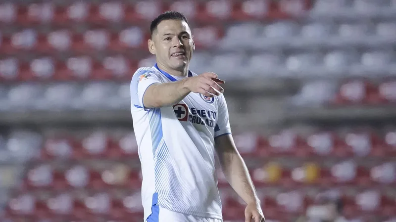 Pablo Aguilar señaló al verdadero culpable de su salida de Cruz Azul