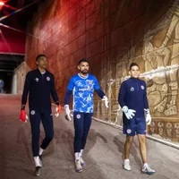 Larcamón zanjó el debate de la portería: eligió a su golero titular