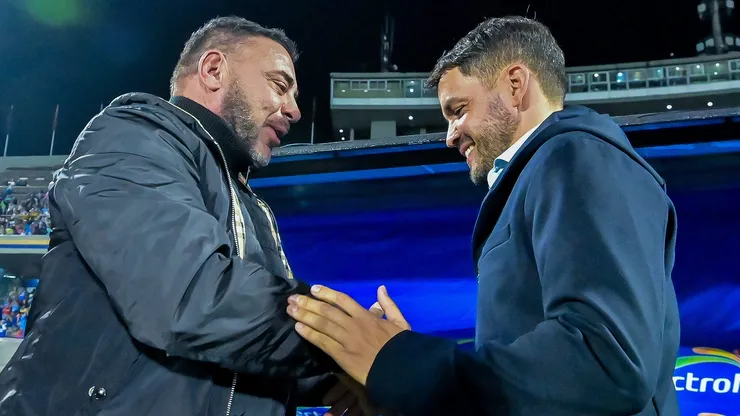 Nicolás Larcamón se sumó a las quejas contra la Selección Mexicana