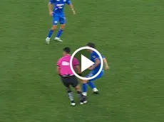 El árbitro pisó a José Paradela y lo dejó sangrando