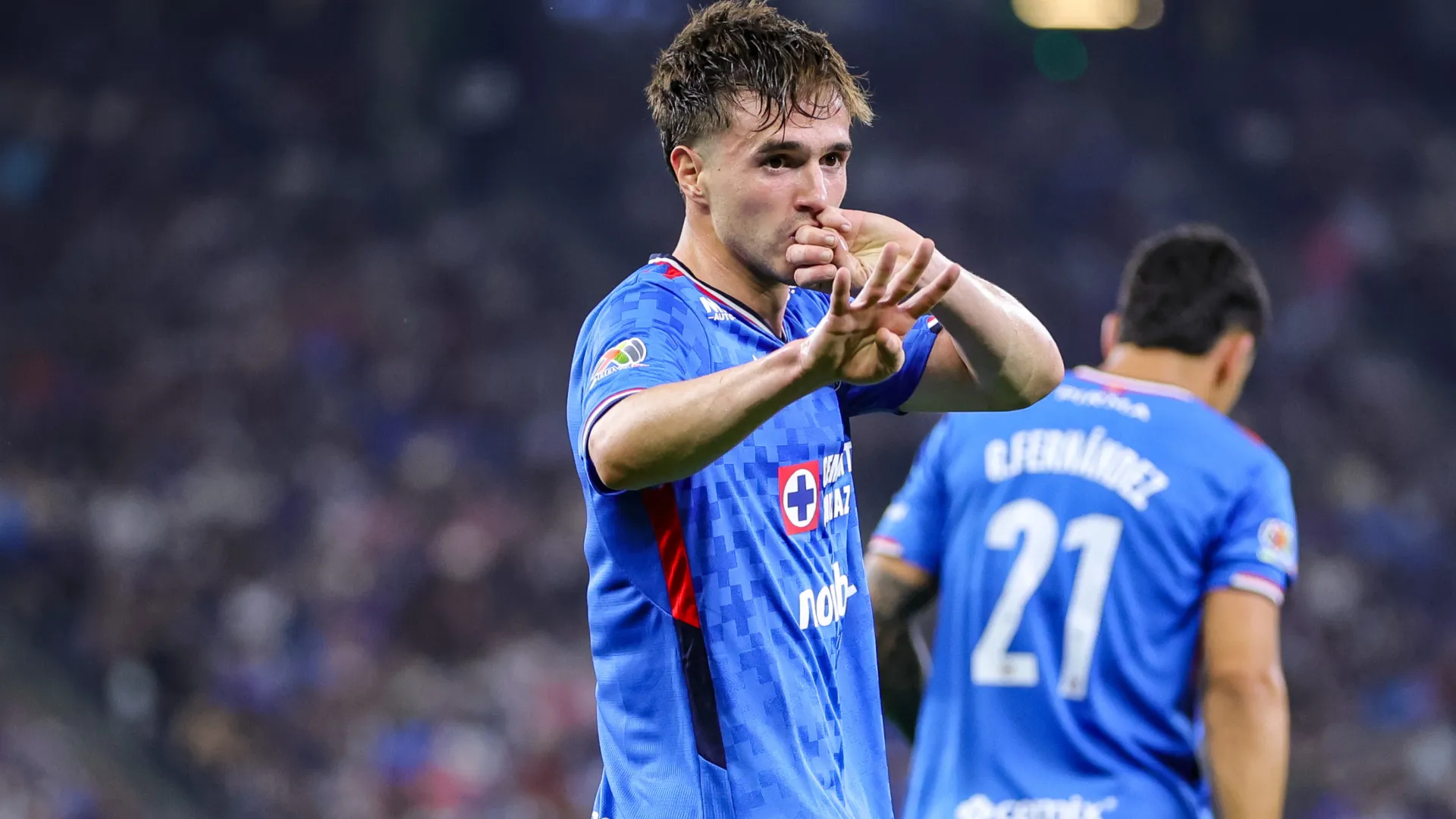 La ex figura de Necaxa hoy está brillando en el cementero.