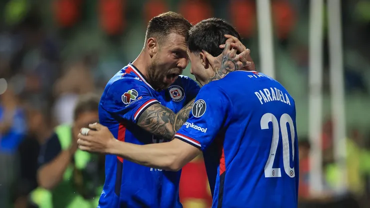 Cruz Azul se mantiene como líder sin importar lo que hagan Toluca y Chivas en sus respectivos partidos. Los cementeros alcanzaron los 22 puntos.