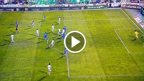 Jeremy Márquez fue el encargado de poner el primero de Cruz Azul ante el Santos en una jugada que dará mucho de qué hablar.