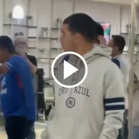 Erik Lira conquistó el corazón de la afición de Cruz Azul con gesto inolvidable