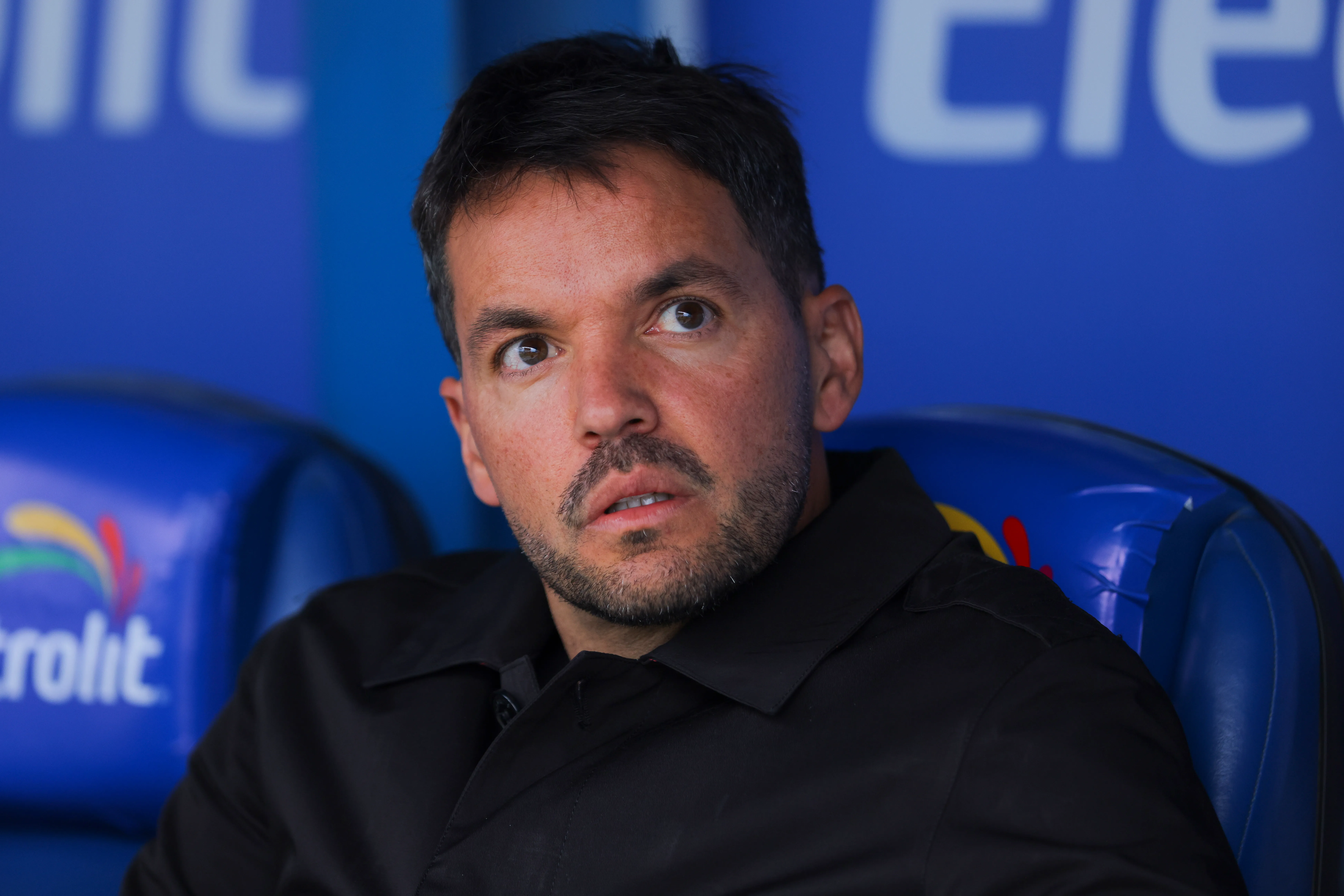 Nicolás Larcamón buscará romper la maldición más oscura de Cruz Azul (Getty Images)