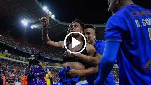 Ángel Sepúlveda marcó el gol del triunfo para Chivas y festejó a lo Lionel Messi.
