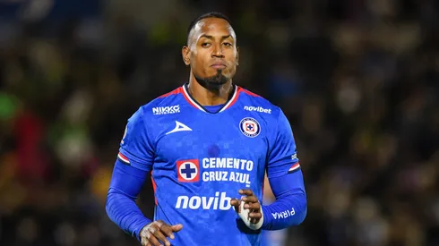 Willer Ditta es uno de los futbolistas más en forma de Cruz Azul y sorprendió su ausencia en el once para esta noche.
