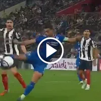 Erik Lira sorprende a todos y adelanta a Cruz Azul vs. Rayados