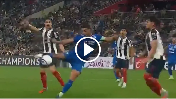 Erik Lira abrió el marcador en favor de Cruz Azul en el primer juego de Concacaf ante Rayados.