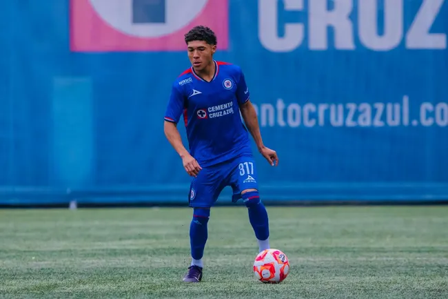 Kevin González, jugador Sub-17 de Cruz Azul. (@kevinushh)
