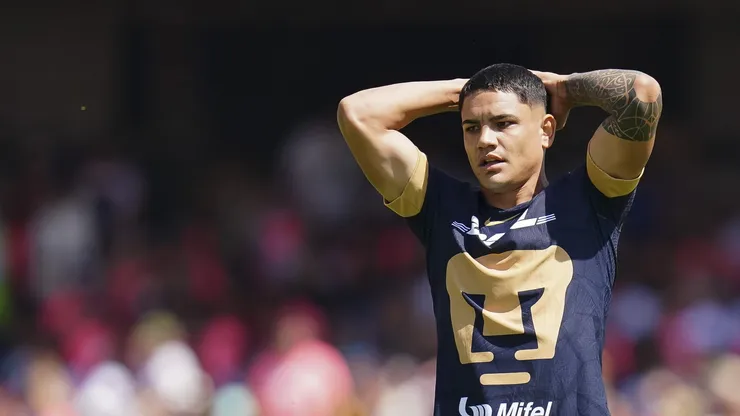 El Toro Fernández llegó a Cruz Azul después del pago de la cláusula de rescisión, dinero que los Pumas invirtieron en varios futbolistas.