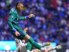 Piden a Kevin Mier como titular vs. Pumas: "Para quitarse la espina"