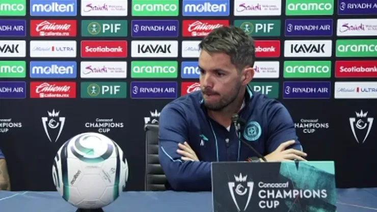 Nicolás Larcamón se refirió a la porteria de Cruz Azul en la previa de los octavos de final de Concachampions contra Rayados de Monterrey.