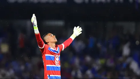 Kevin Mier podría volver más pronto a la portería de Cruz Azul tras participar con la Sub 21 de los cementeros desde su recuperación.