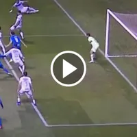 El golazo de 'taquito' de Paradela para empatarle a Monterrey