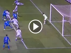 El golazo de 'taquito' de Paradela para empatarle a Monterrey