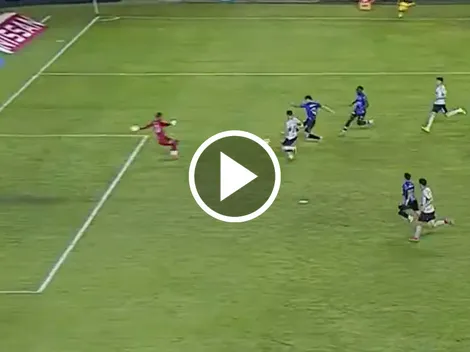 Atajadón de Kevin Mier en su regreso con Cruz Azul