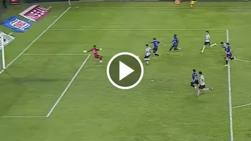 Kevin Mier respondió de gran manera para mantener en cero la portería de Cruz Azul.