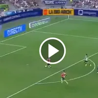 Sepúlveda erró el gol más fácil de su vida ante Rayados