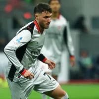 El emotivo mensaje de Santiago Giménez tras volver a jugar en Milan