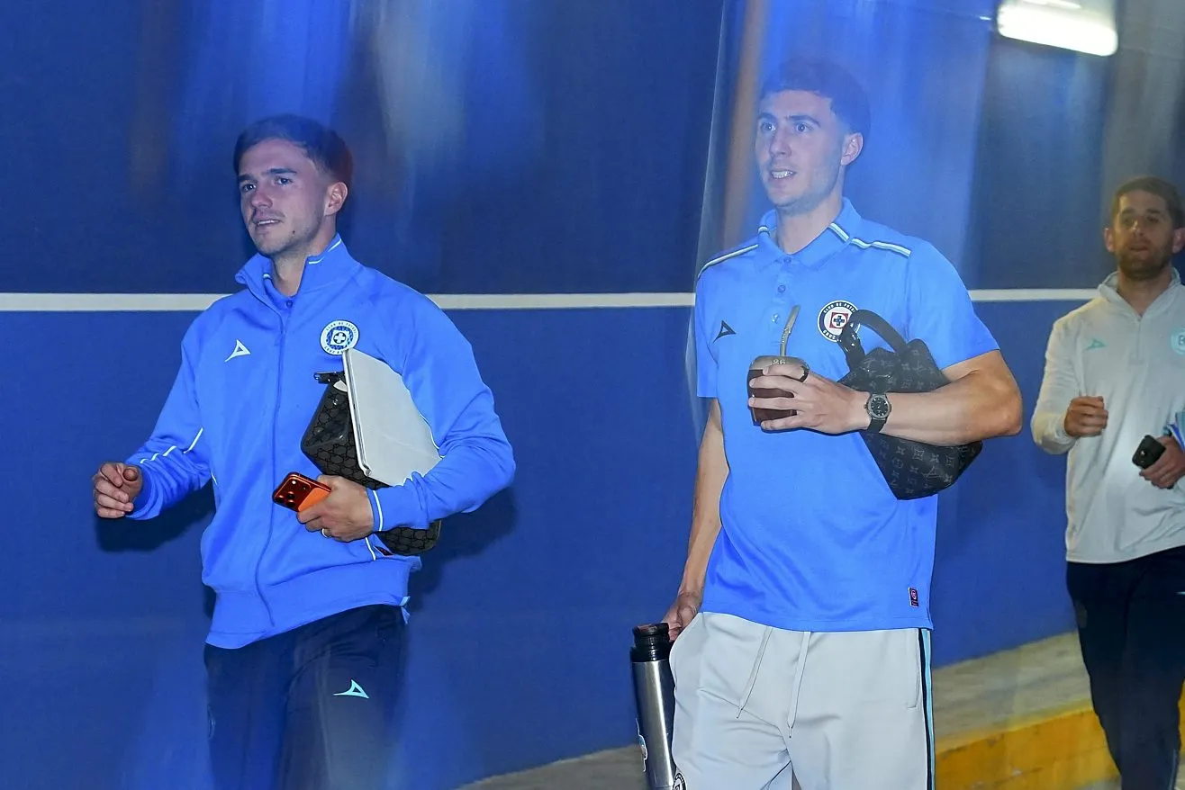 Palavecino y Paradela, la manija de Cruz Azul. (Imago 7)