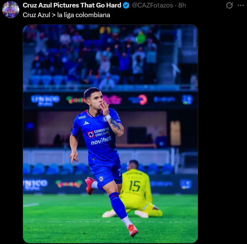 Afición de Cruz Azul carga contra Atlético Nacional y Colombia. (X)