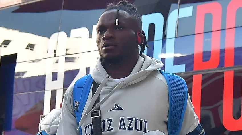 El nuevo golpe que recibió Christian Ebere en Cruz Azul