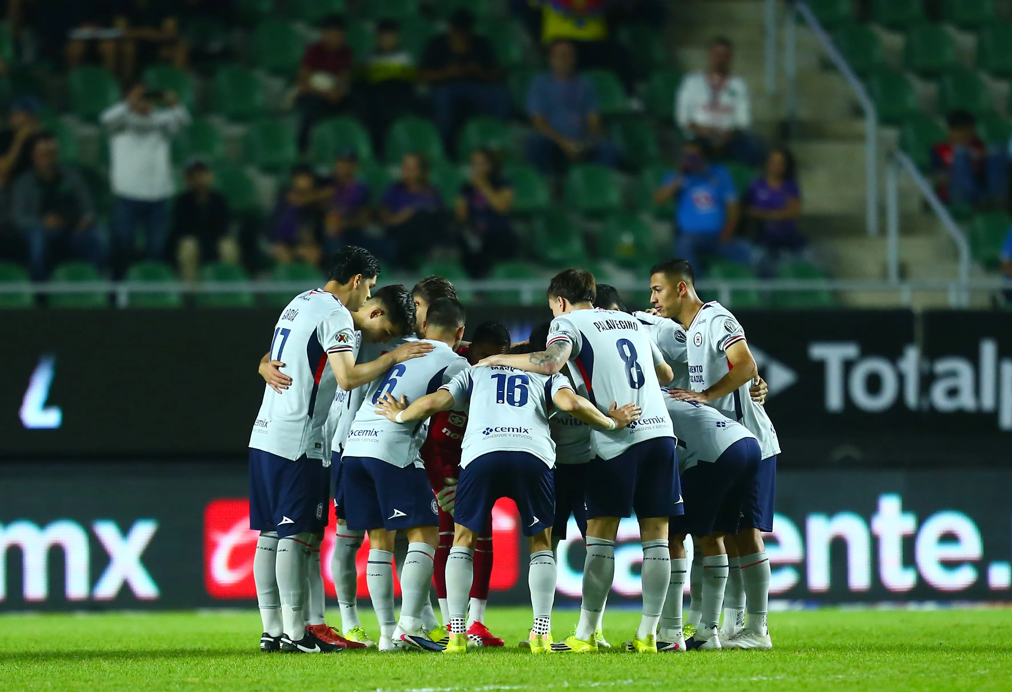 Las posiciones que Cruz Azul necesita reforzar en verano (Getty Images)