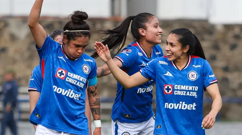 Cruz Azul Femenil se afirmó en la Liguilla a poco del final.