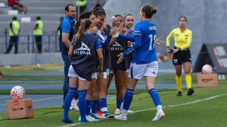 Cruz Azul femenil tenía un ojo puesto en el partido que disputaron las Chivas y Xolas y que bajaba el telón de la jornada 14.