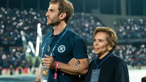 Iván Alonso, presente con Víctor Velázquez.