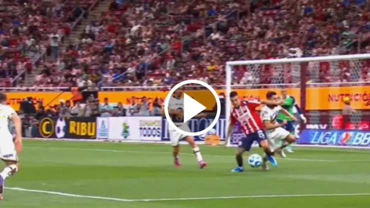 El Chivas vs. Pumas de este domingo fue el duelo más atractivo de la fecha y el Piojo Alvarado y Uriel Antuna fueron protagonistas.