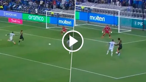 Cruz Azul sufrió por el sector izquierdo en su primer juego ante LAFC en Concacaf.